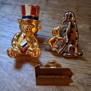 Vintage Avon Pin Set